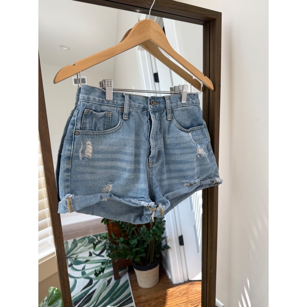 Wish List Jeans Distressed Denim Shorts Cuffed Hem Button Fly Light Wash‎ S
